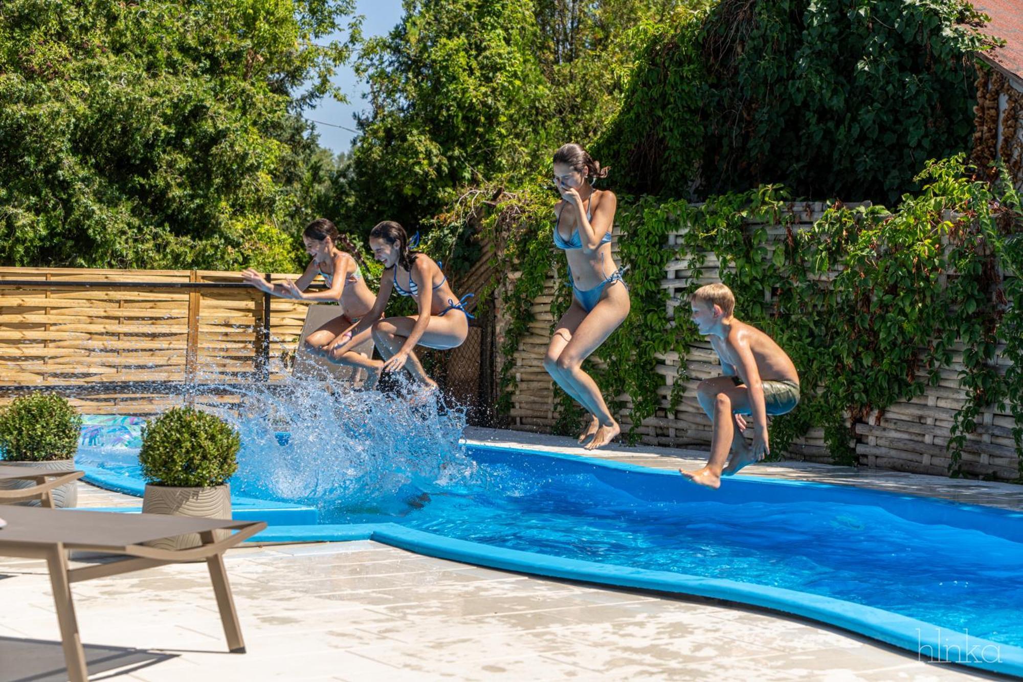 Delceg Rece Minihotel Balatonkenese Exterior foto