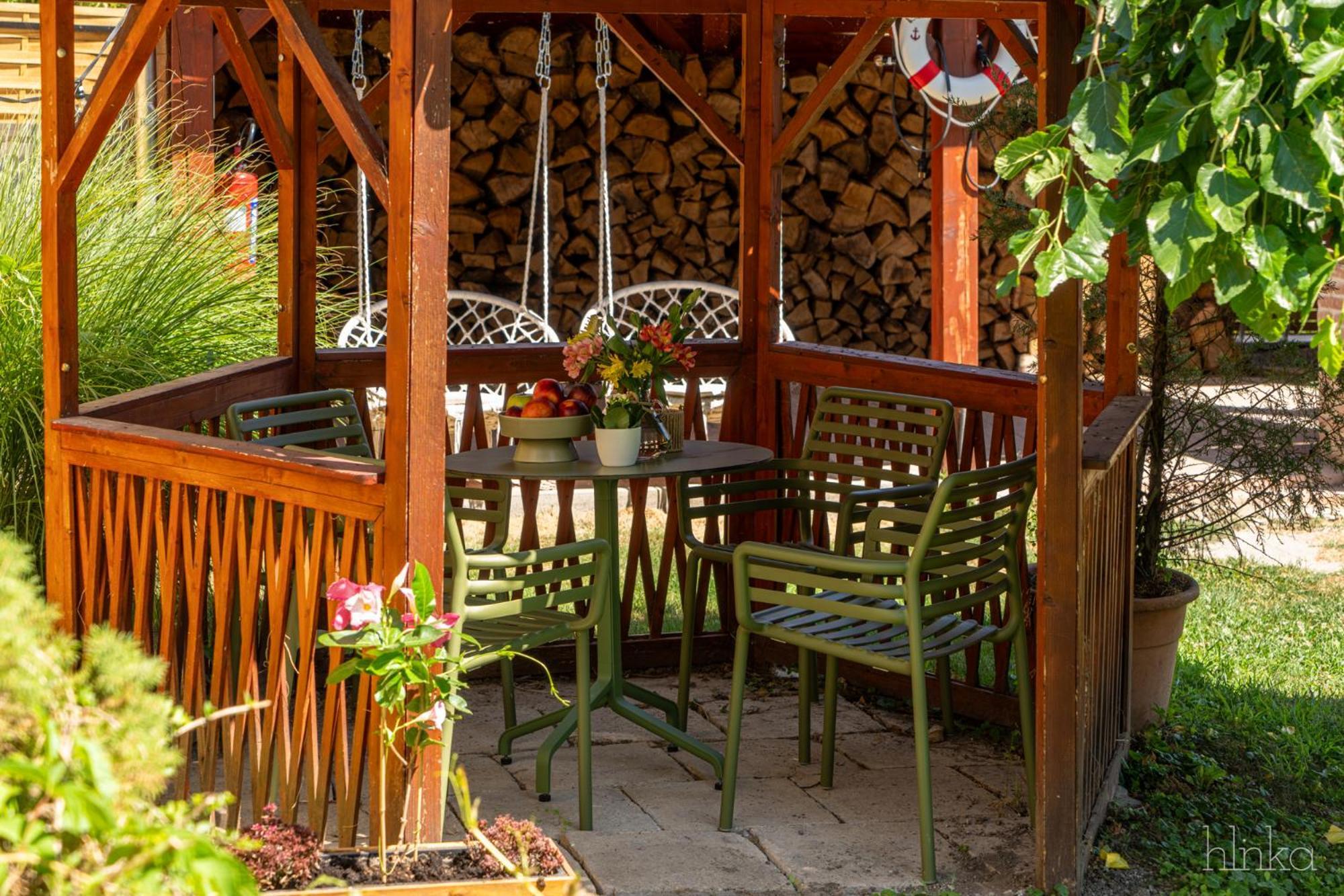 Delceg Rece Minihotel Balatonkenese Exterior foto