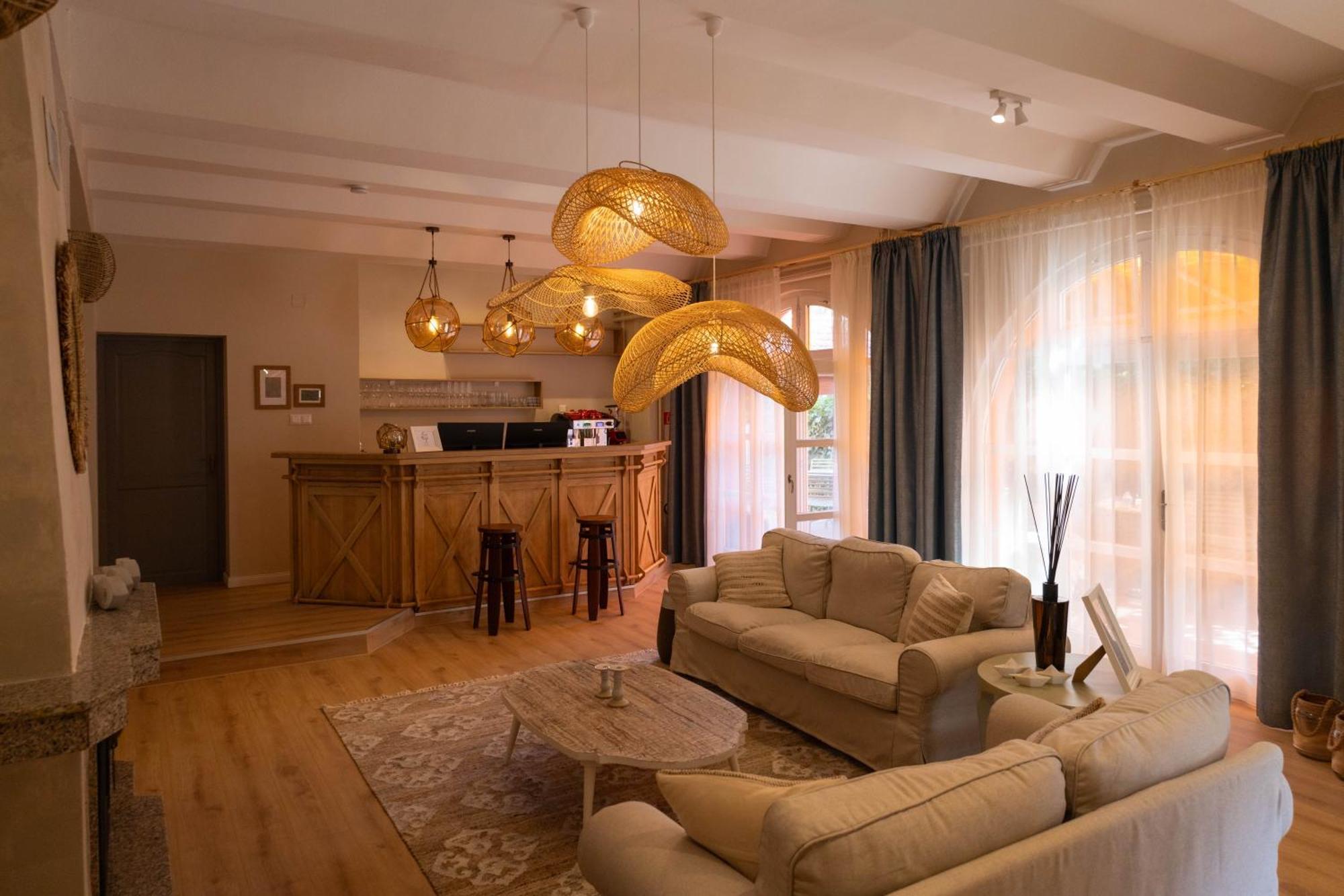 Delceg Rece Minihotel Balatonkenese Exterior foto